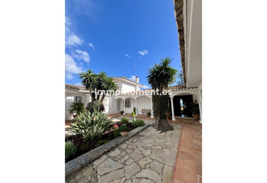 Kurzzeitvermietung - Freistehende Villa - Marbella - Guadalmina Baja