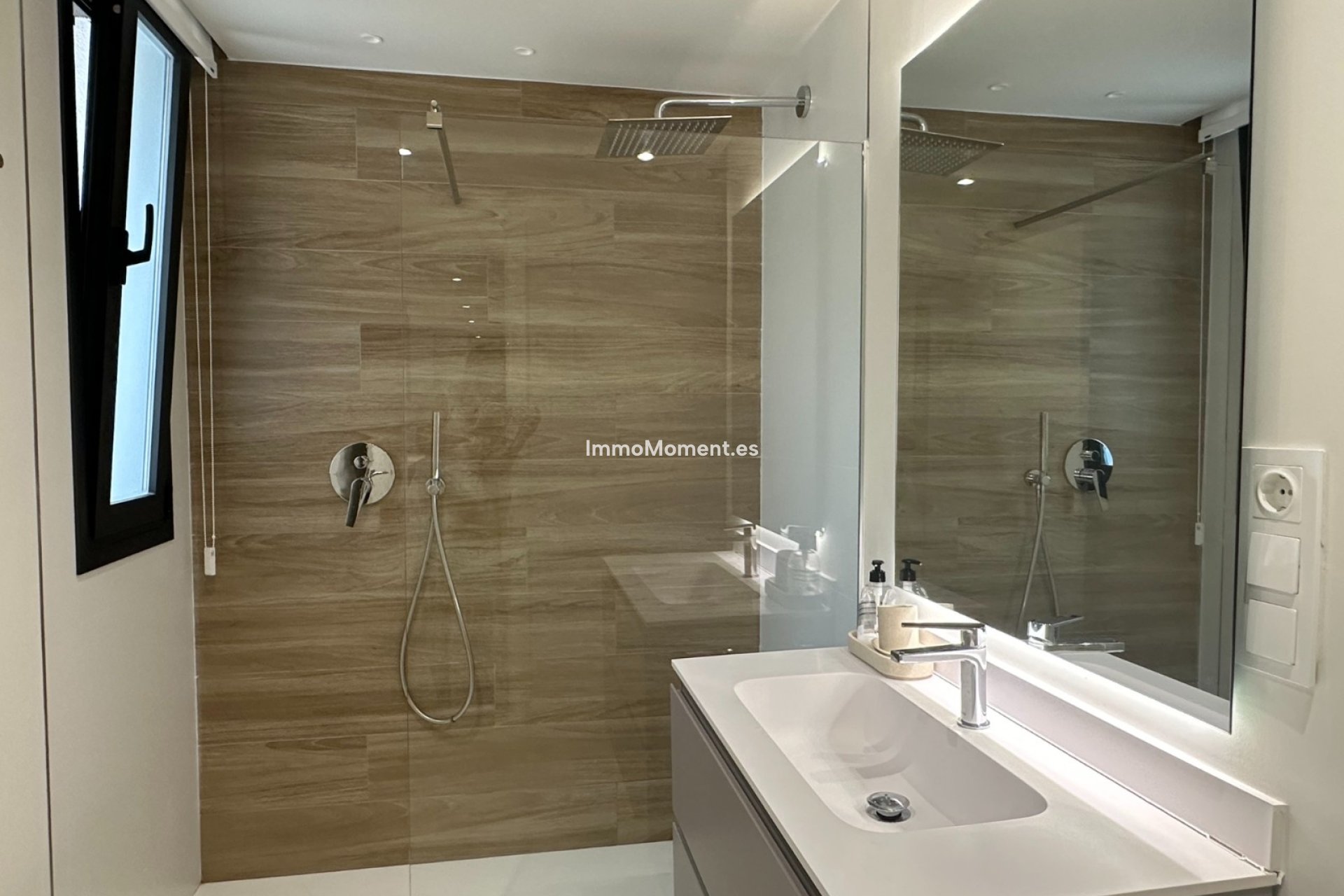 Kurzzeitvermietung - Wohnung - Estepona  - Estepona