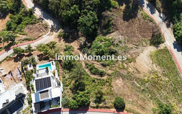 Land - Wiederverkauf - Marbella - La Mairena