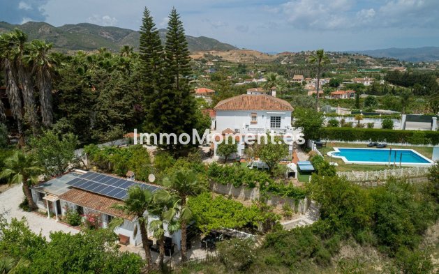 Landhaus - Wiederverkauf -   Inländisch - Alhaurín de la Torre