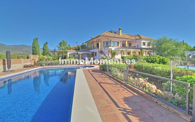 Landhuis - Bestaande woning - Estepona  - Estepona Centro