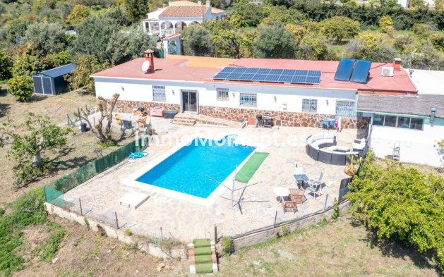 Landhuis - Bestaande woning - Estepona  - Estepona Centro