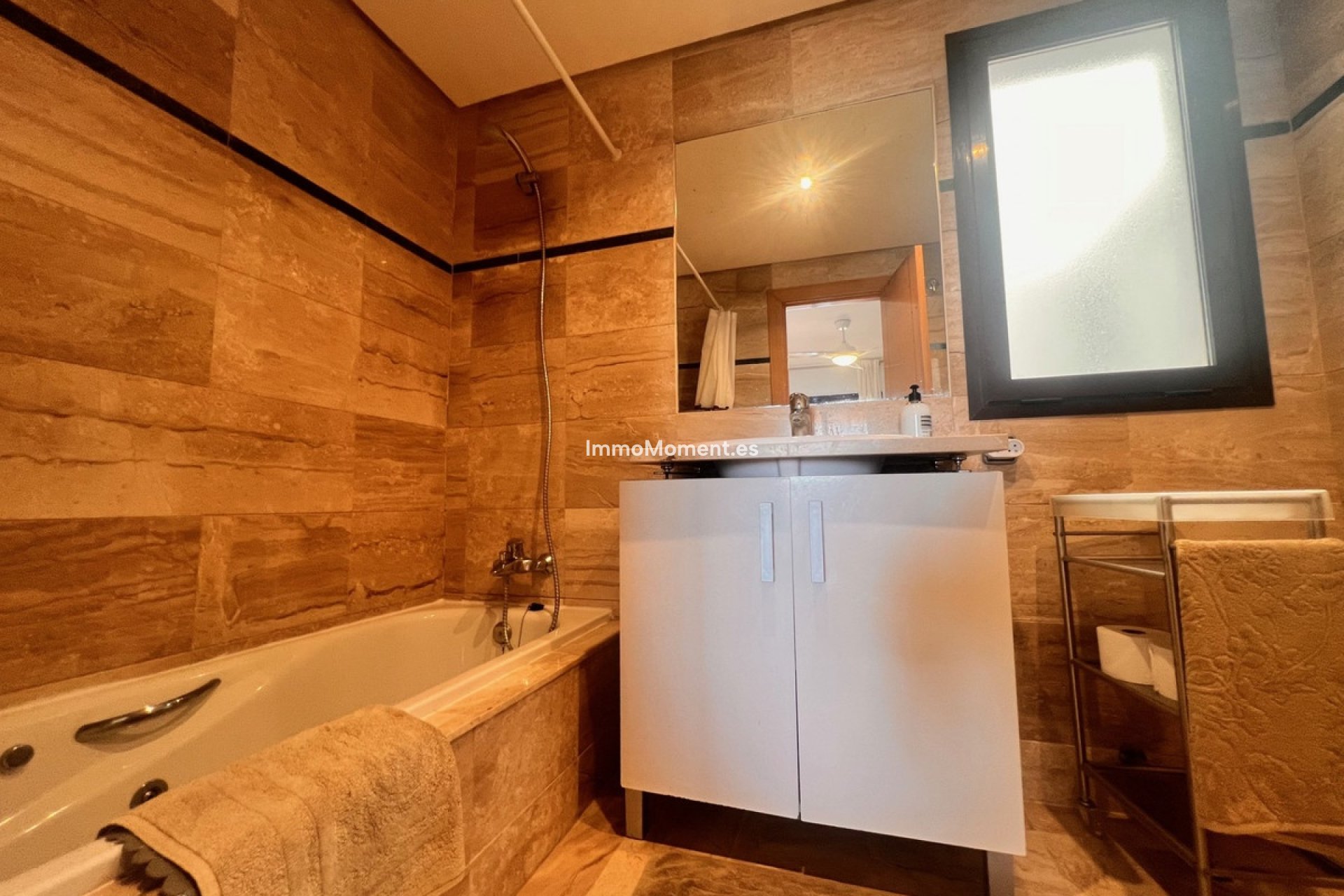 Lange termijn verhuur - Appartement - Doña Julia - Casares Playa