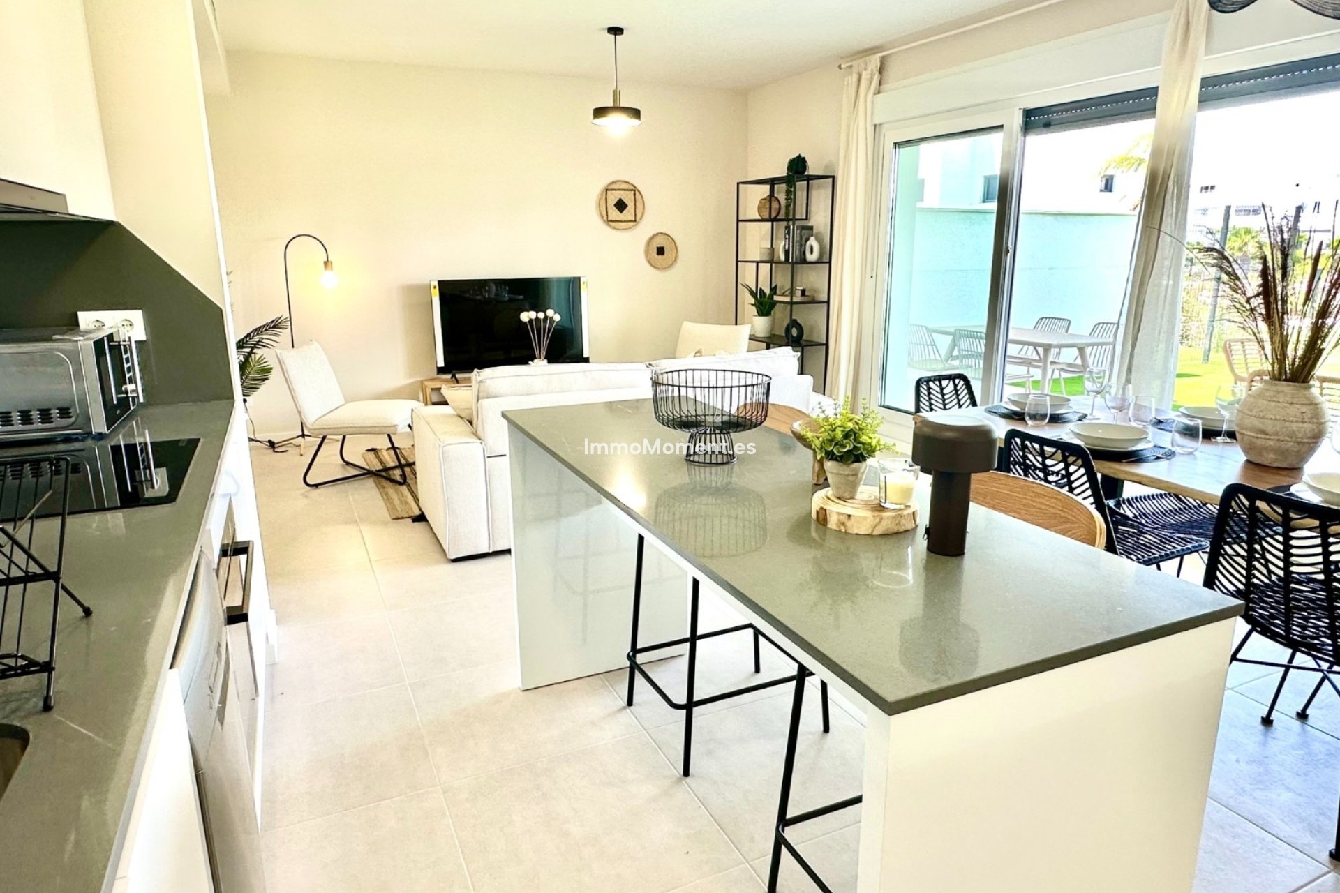 Lange termijn verhuur - Appartement - Estepona  - Cancelada
