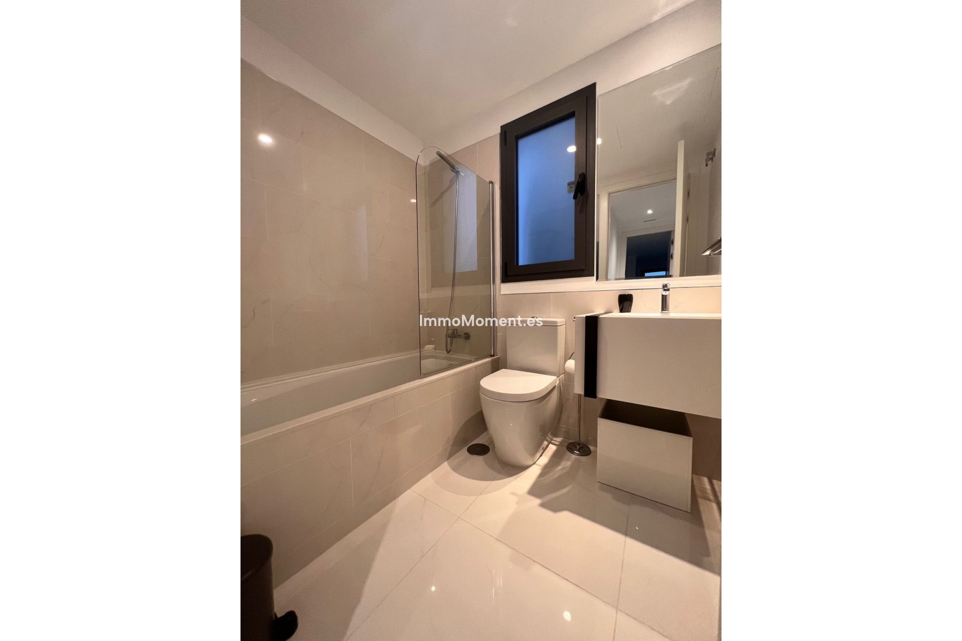 Location de courte durée - Appartement - Estepona  - Atalaya