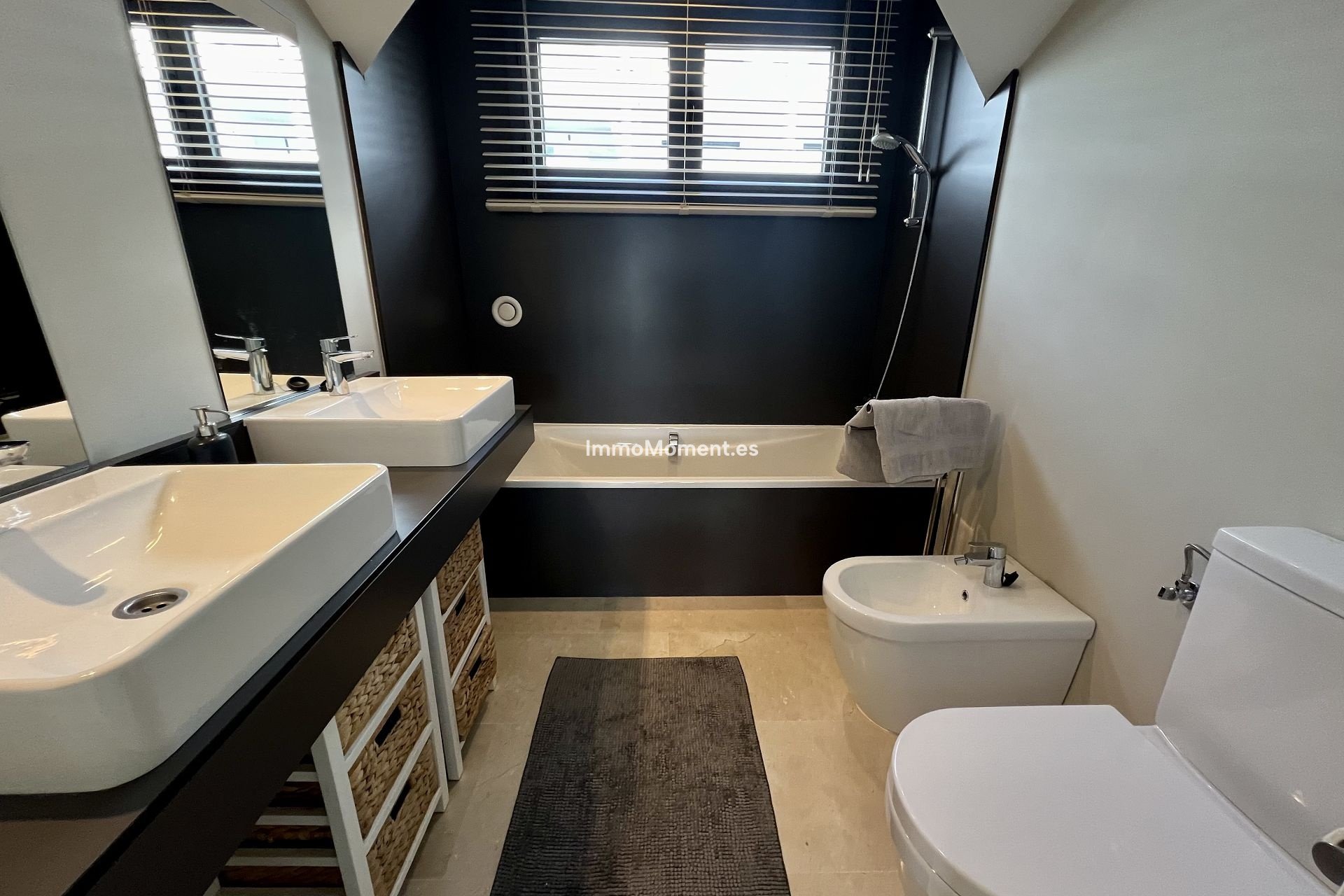 Long Term Rentals - Duplex - New Golden Mile - Selwo