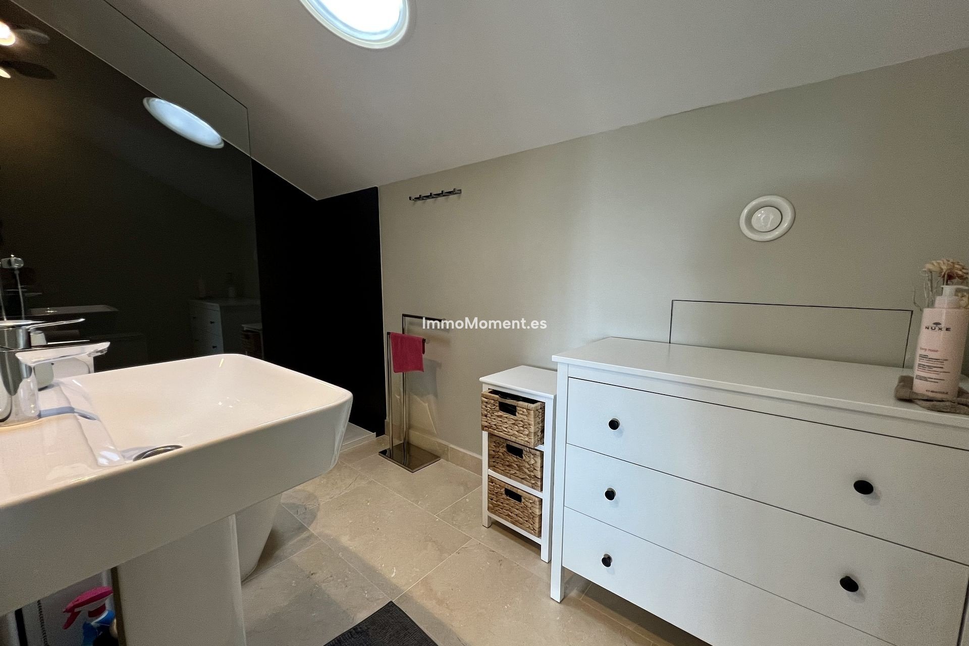 Long Term Rentals - Duplex - New Golden Mile - Selwo