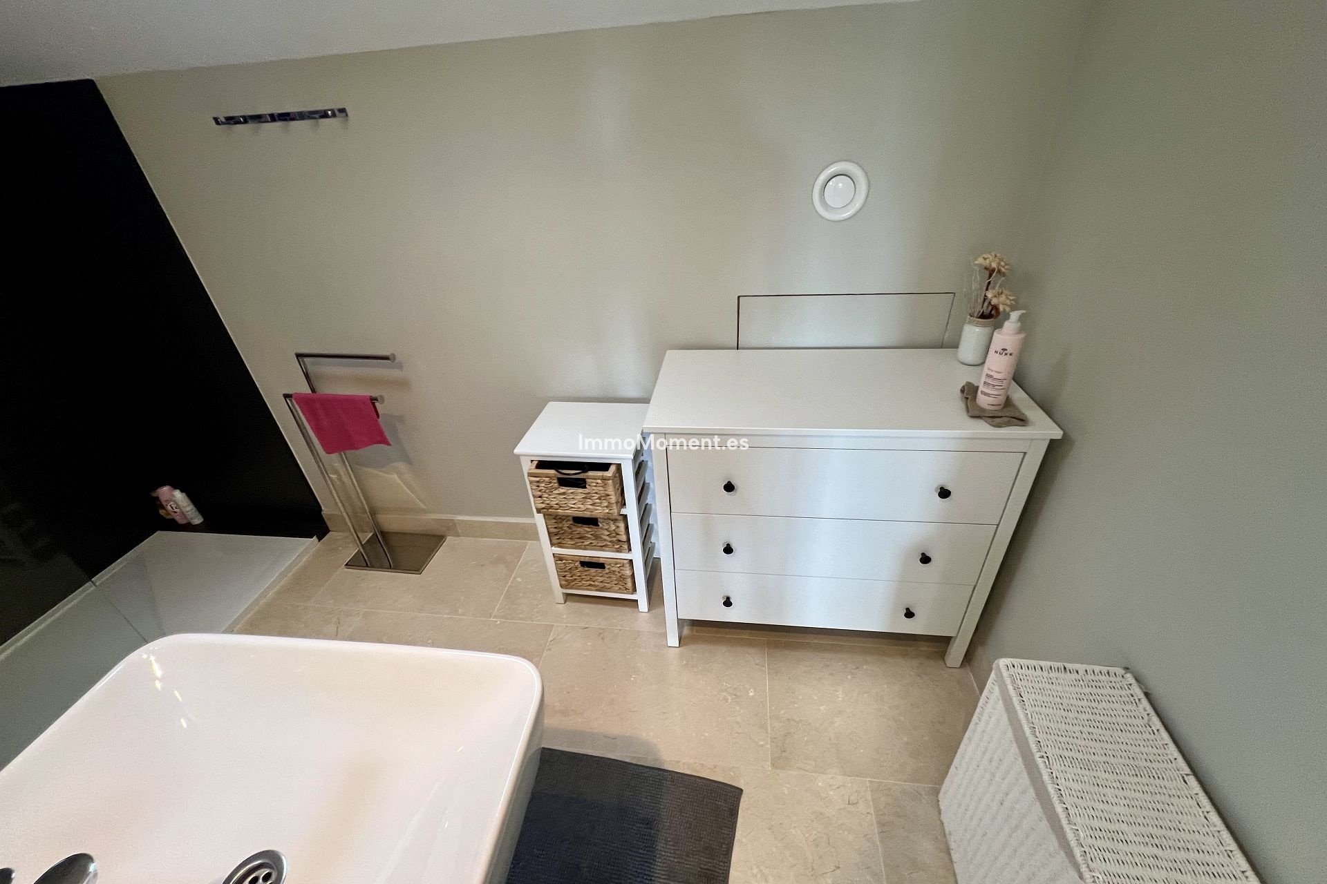 Long Term Rentals - Duplex - New Golden Mile - Selwo