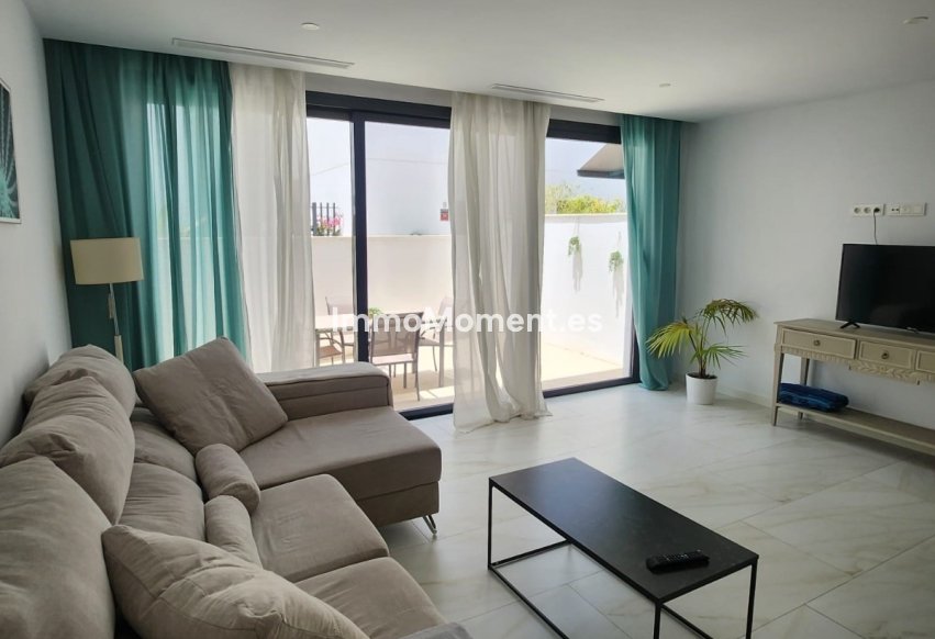 Long Term Rentals - Townhouse - Marbella - Nueva Andalucía