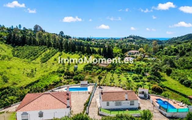 Maison de campagne - Revente - Estepona  - Estepona Centro
