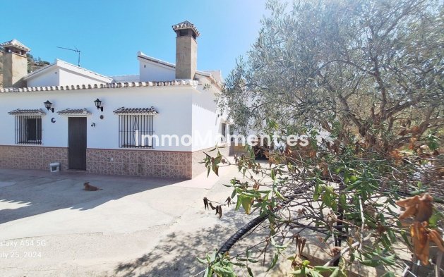 Maison de campagne - Revente - Intérieur                       - Alora