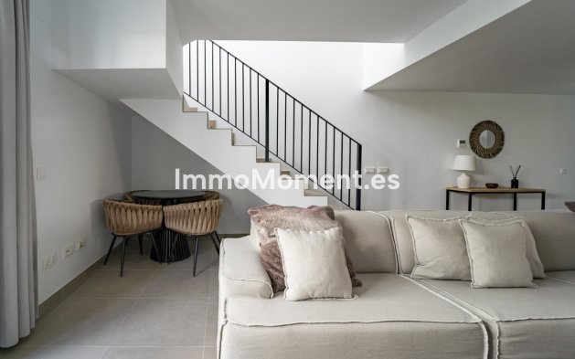 Maison mitoyenne - Revente - Estepona  - Cancelada