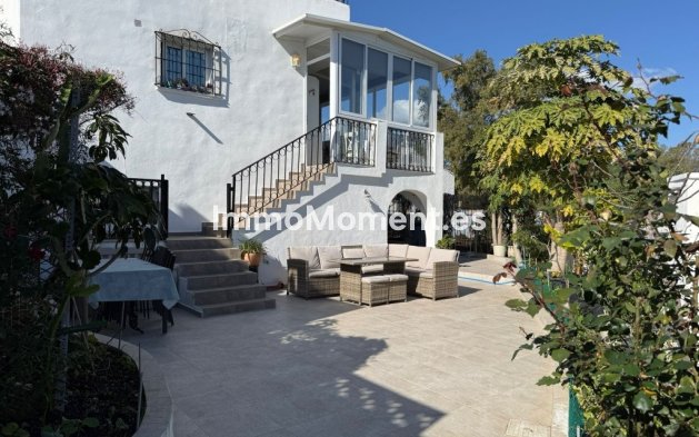 Maison mitoyenne - Revente - Estepona  - Estepona Centro