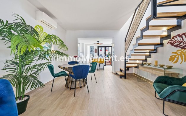 Maison mitoyenne - Revente - Estepona  - Estepona Centro