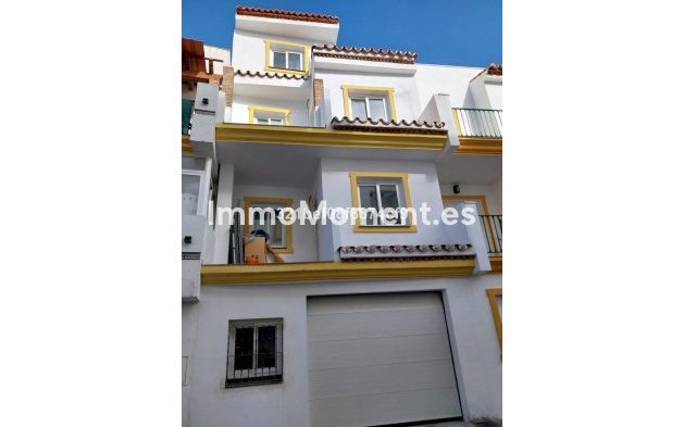 Maison mitoyenne - Revente - Estepona  - Estepona Centro