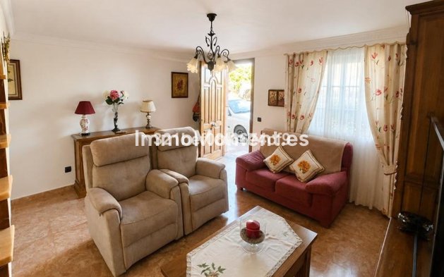 Maison mitoyenne - Revente - Estepona  - Estepona Centro