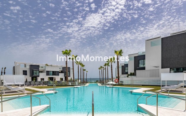 Maison mitoyenne - Revente - Estepona  - Estepona Centro