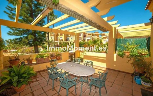 Maison mitoyenne - Revente - Estepona  - Estepona Centro