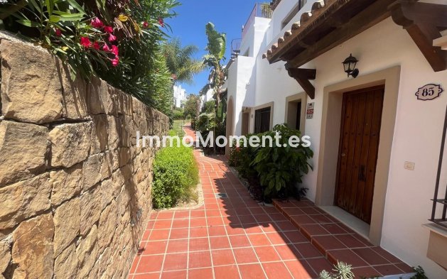 Maison mitoyenne - Revente - Estepona  - Estepona Centro