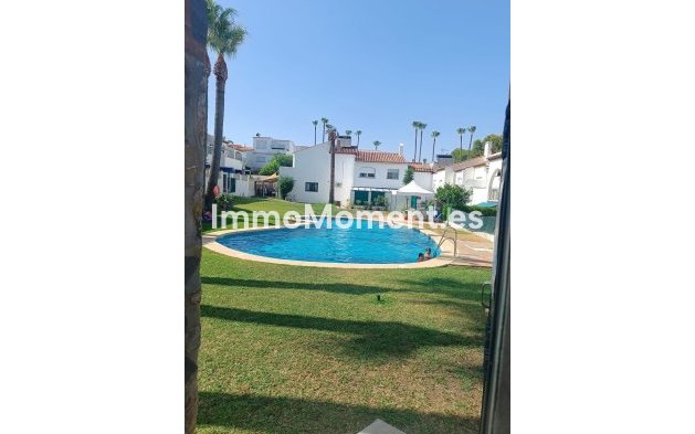 Maison mitoyenne - Revente - Estepona  - Estepona Centro