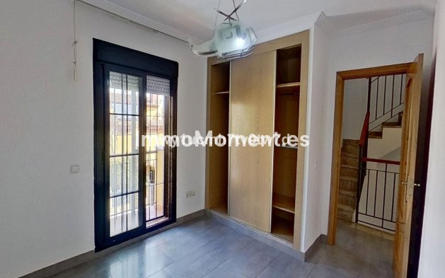 Maison mitoyenne - Revente - Intérieur                       - RSO-99583