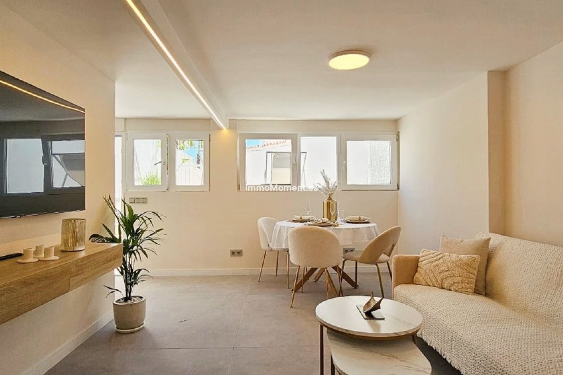 Neubau - Freistehende Villa - Estepona  - Estepona Centro