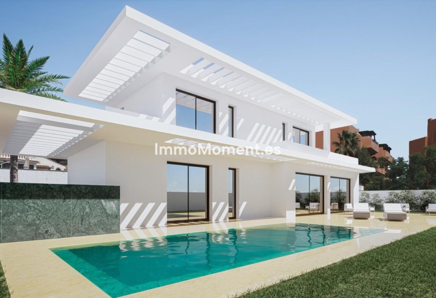 Neubau - Freistehende Villa - Estepona  - Estepona