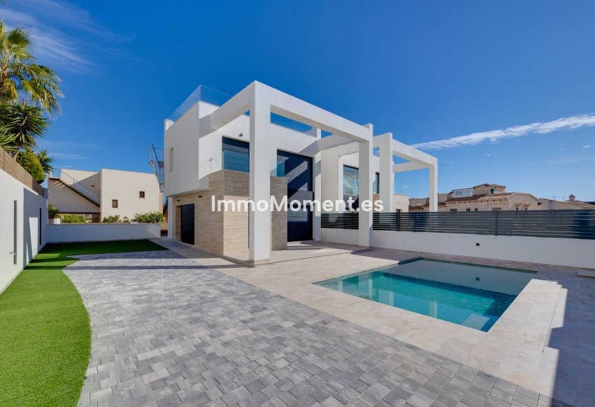 Neubau - Freistehende Villa - Torrevieja