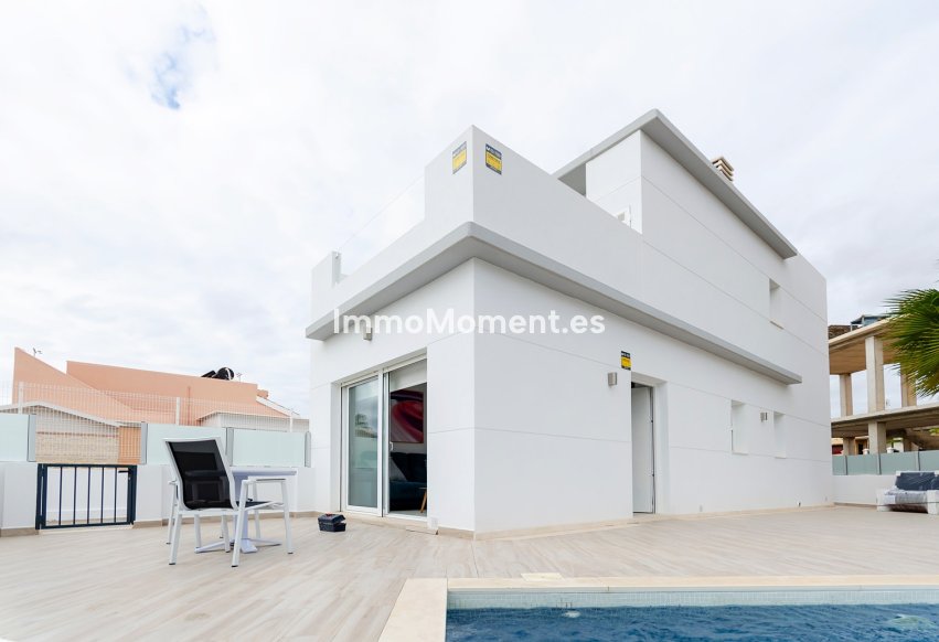 Neubau - Freistehende Villa - Torrevieja