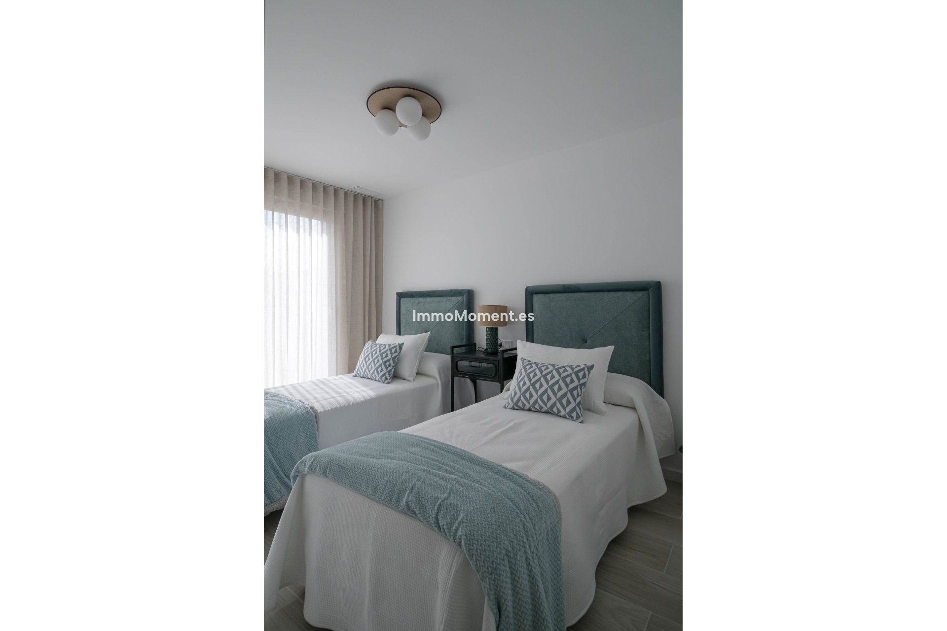 Neubau - Terraced - Jerónimo y Avileses