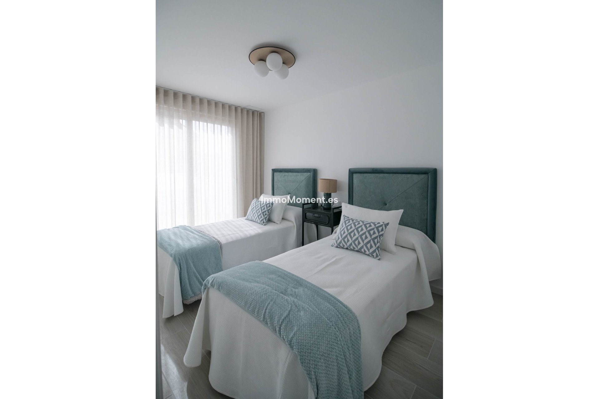 Neubau - Terraced - Jerónimo y Avileses