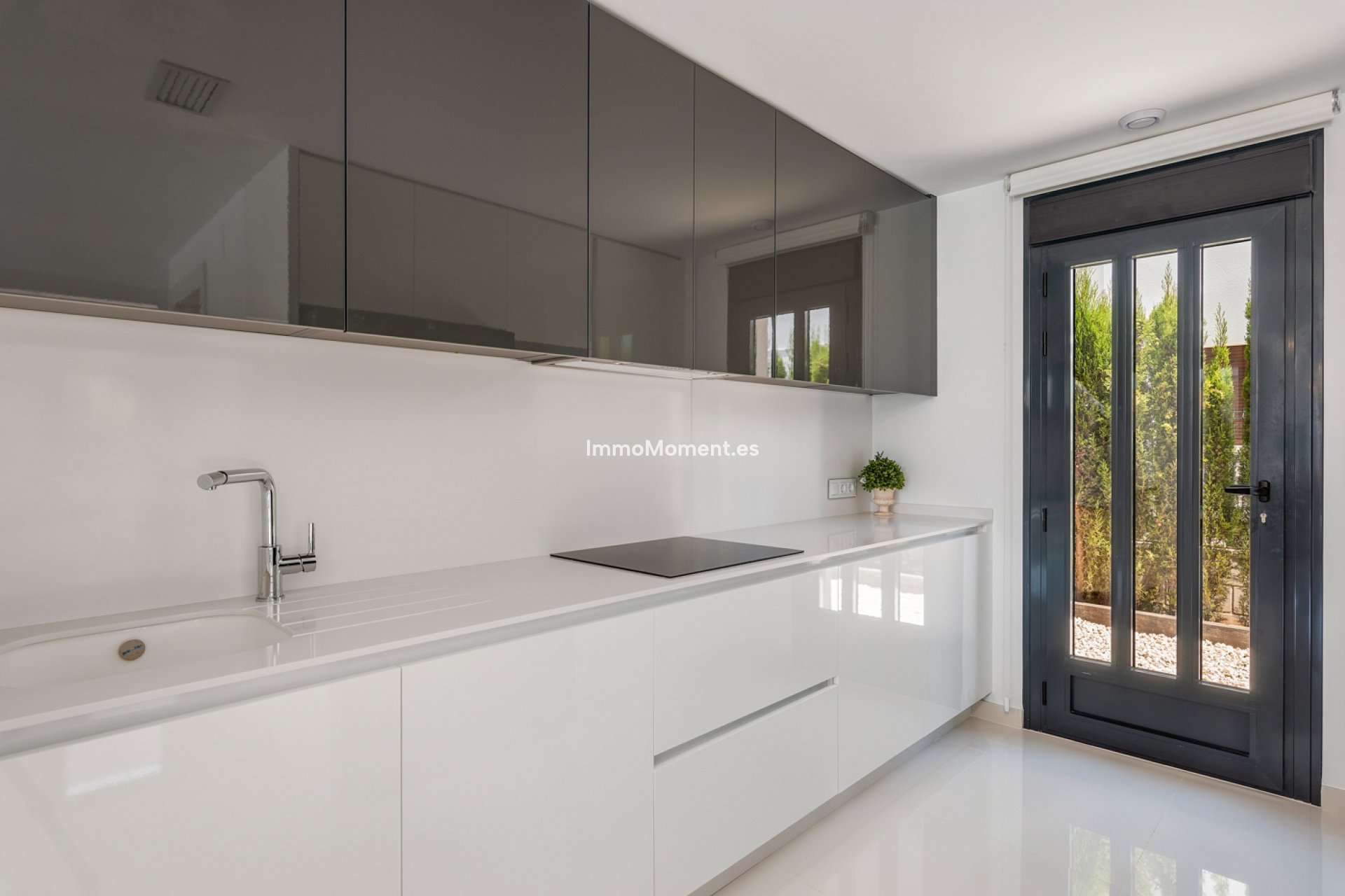 New Build - Detached villa - Playa Paraiso
