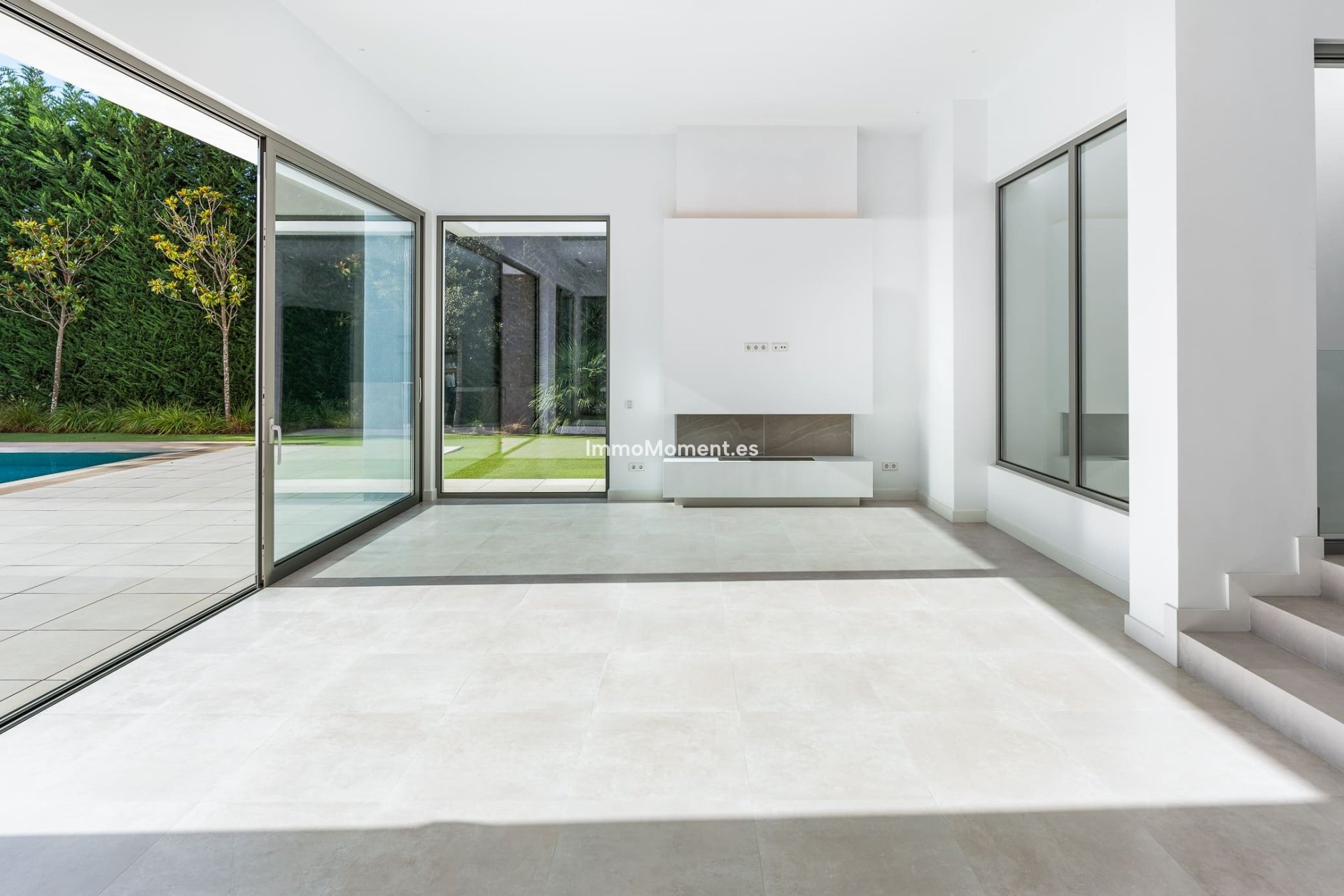 Nieuwbouw - Vrijstaande villa - Estepona  - Estepona