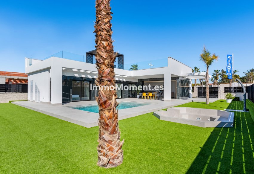 Nieuwbouw - Vrijstaande villa - La Finca Golf