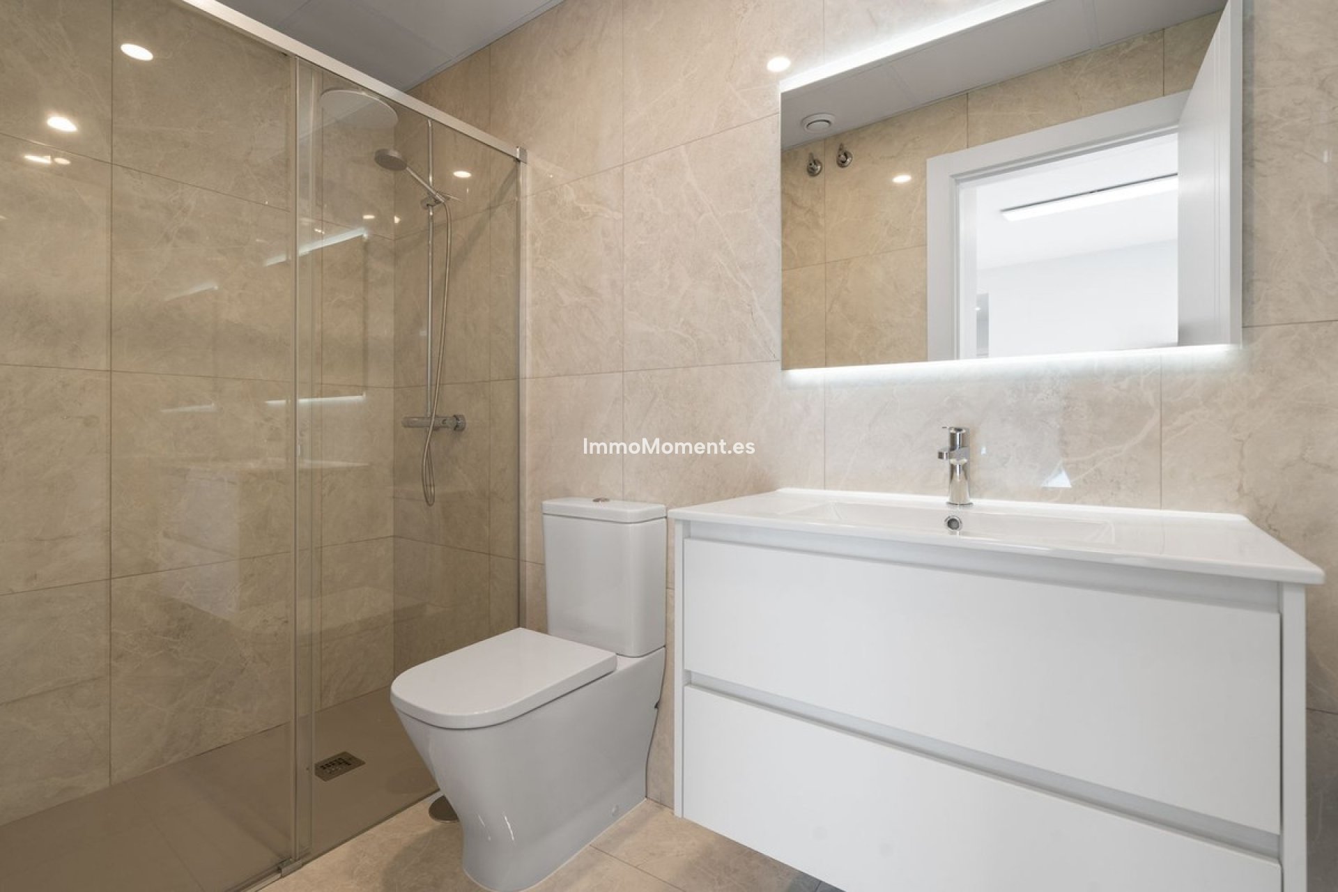 Obra nueva - Apartamento - Fuengirola - Fuengirola Centro