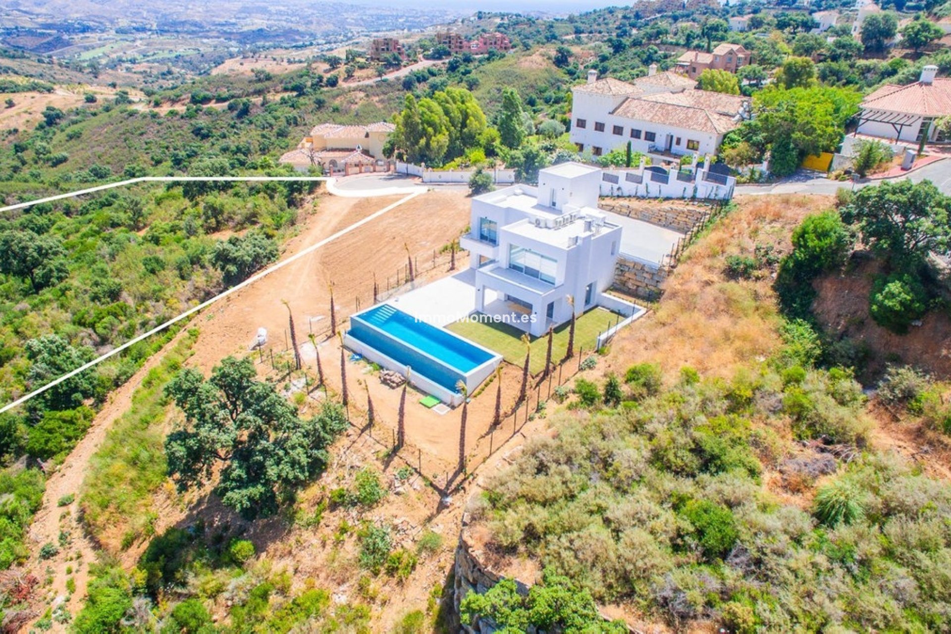 Obra nueva - Parcela - Marbella - La Mairena
