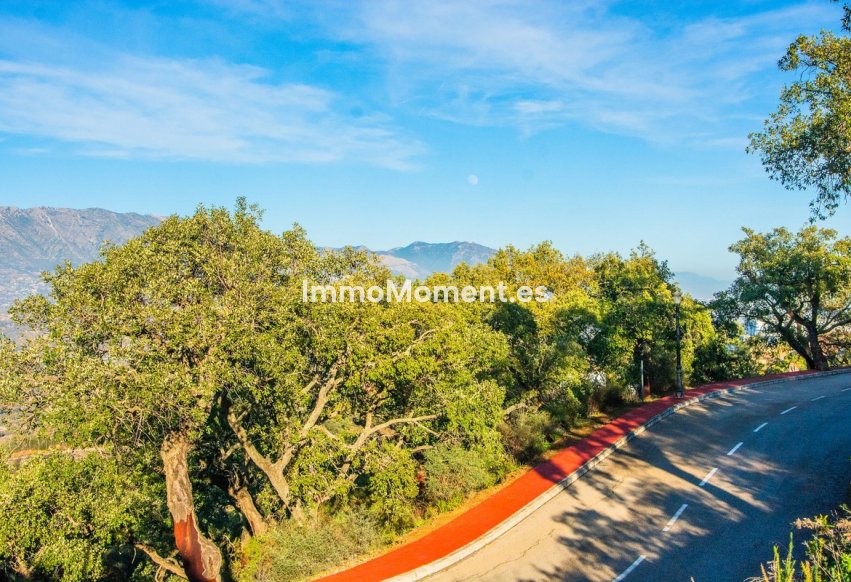 Obra nueva - Parcela - Marbella - La Mairena