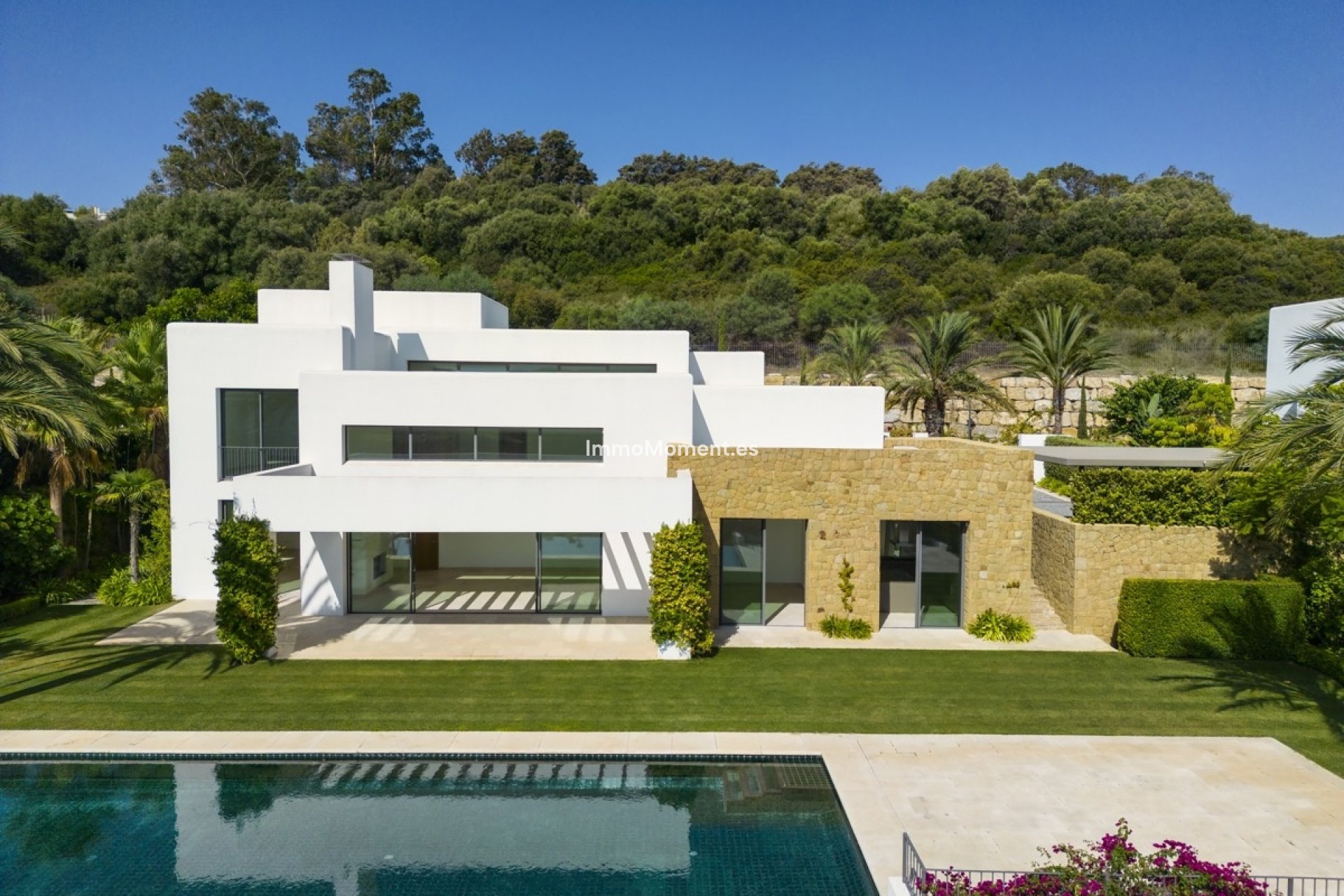 Obra nueva - Villa - Casares