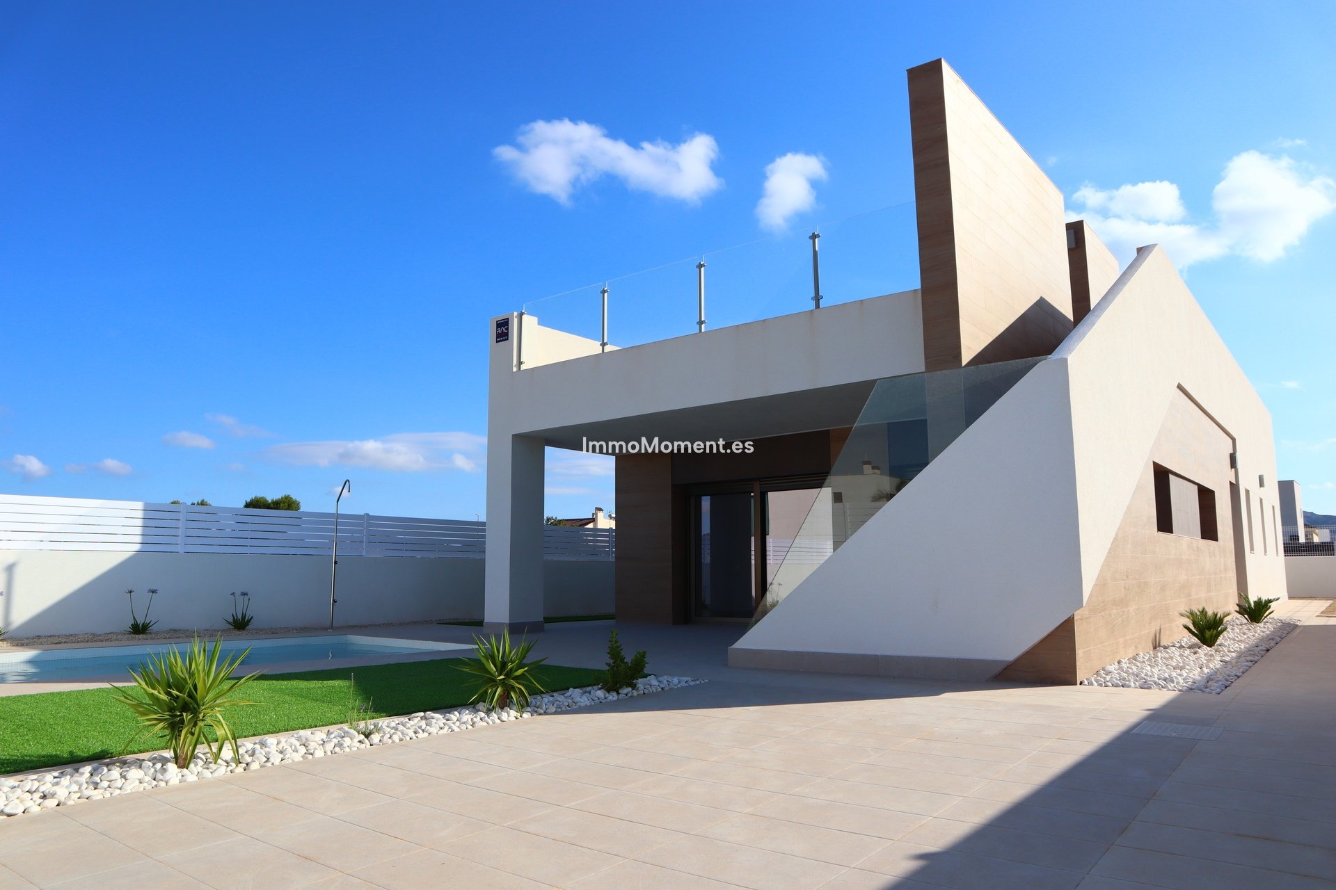 Obra nueva - Villa independiente - Aspe