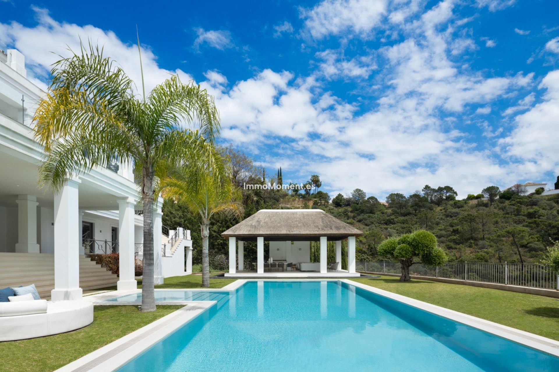 Obra nueva - Villa independiente - Benahavís