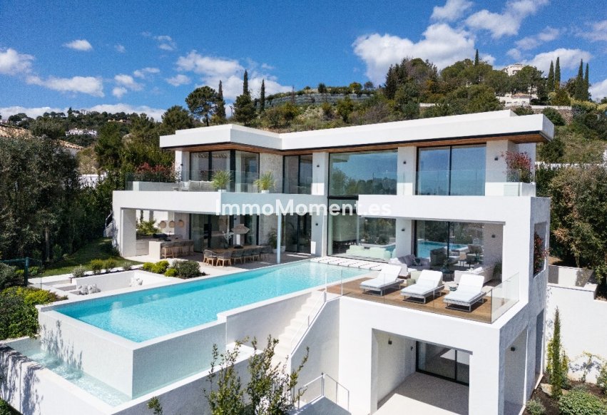 Obra nueva - Villa independiente - Benahavís