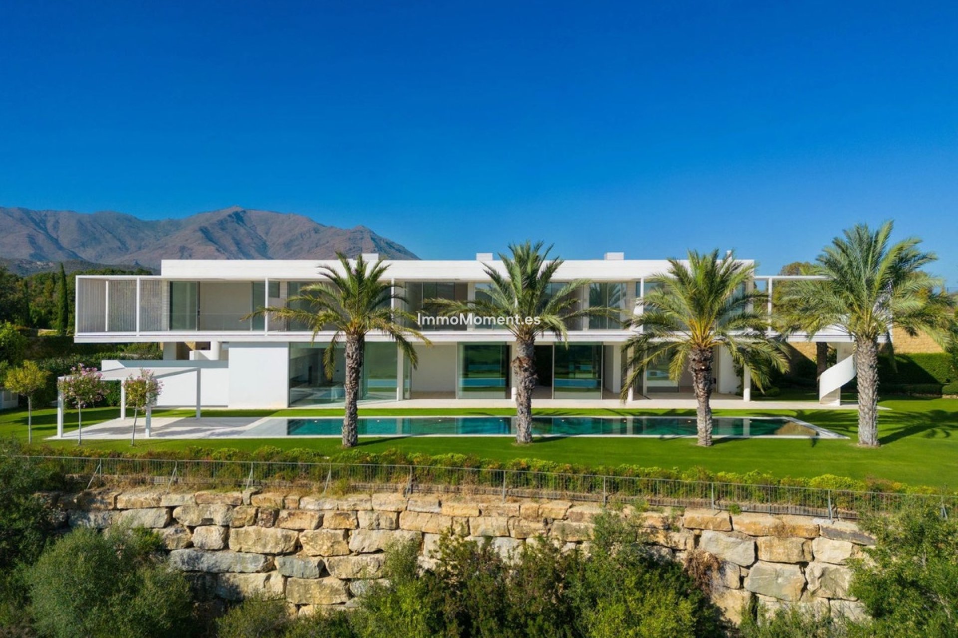 Obra nueva - Villa independiente - Casares - Casares Centro