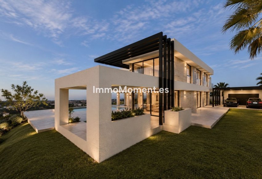 Obra nueva - Villa independiente - Estepona  - Estepona Centro