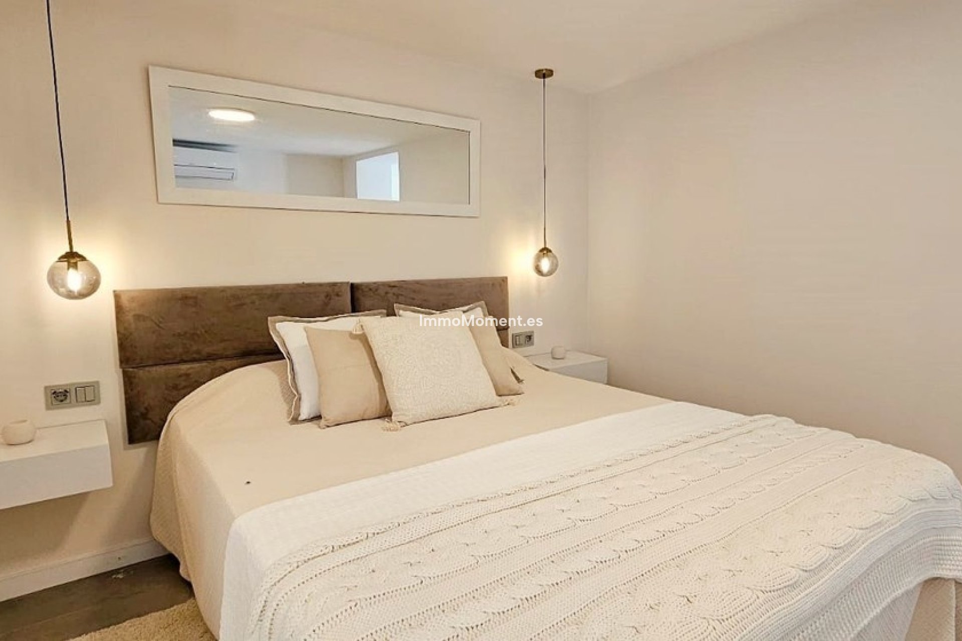Obra nueva - Villa independiente - Estepona  - Estepona Centro