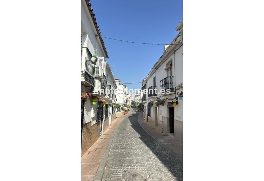 Obra nueva - Villa independiente - Estepona  - Estepona Centro