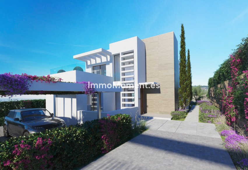 Obra nueva - Villa independiente - Estepona  - Estepona