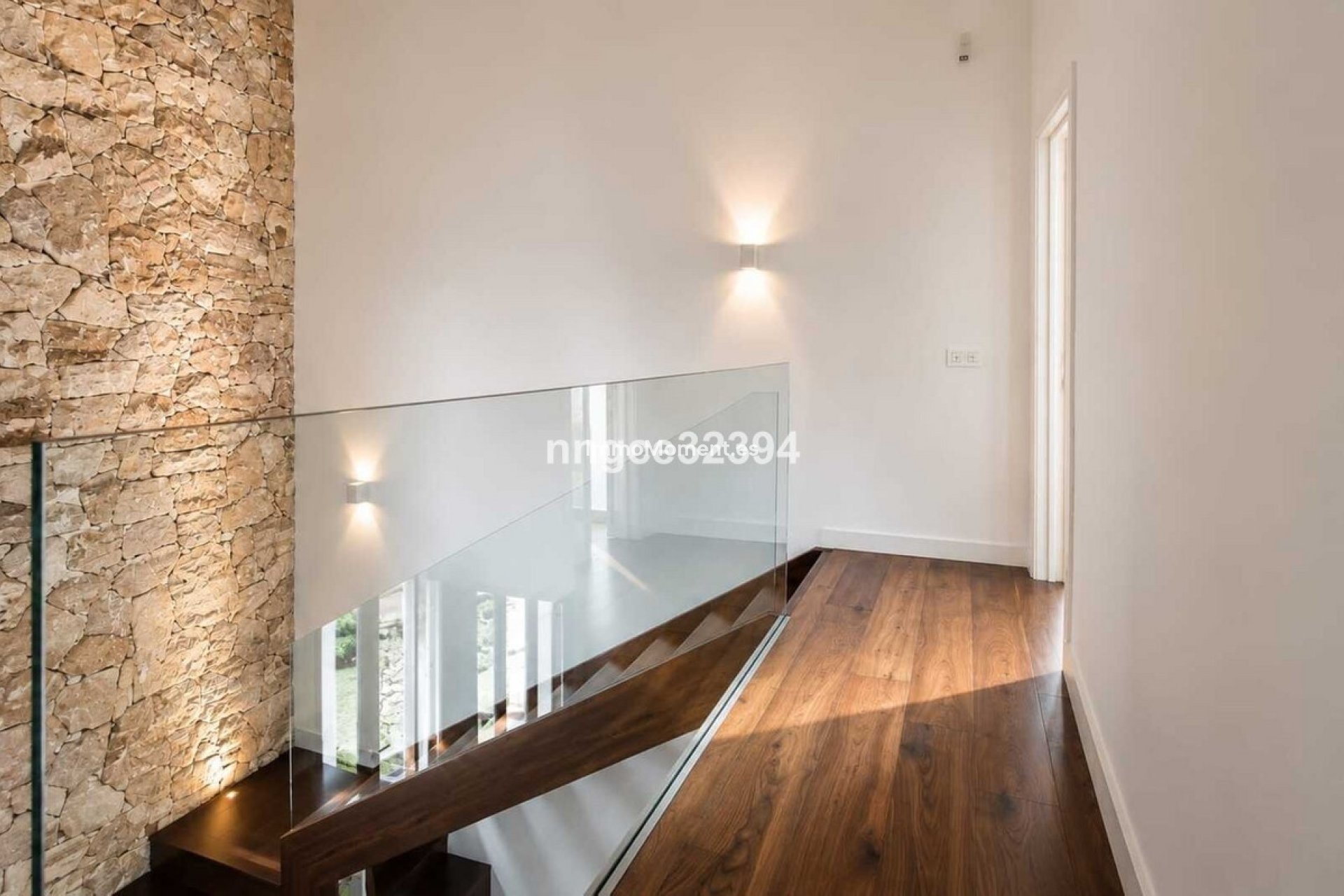 Obra nueva - Villa independiente - Estepona  - New Golden Mile