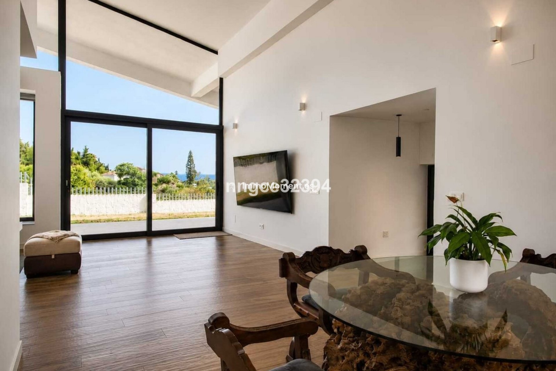 Obra nueva - Villa independiente - Estepona  - New Golden Mile