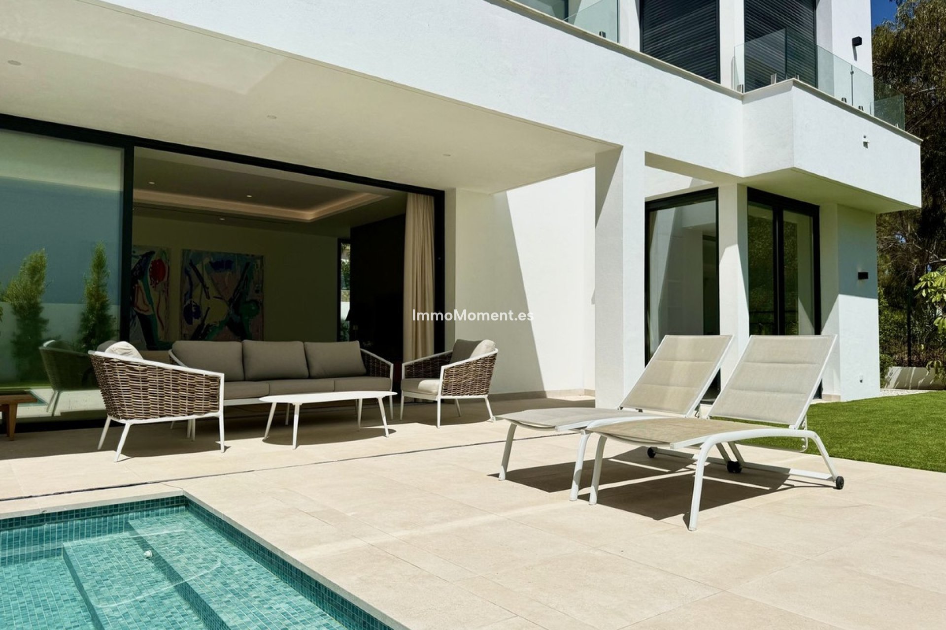 Obra nueva - Villa independiente - Estepona  - New Golden Mile