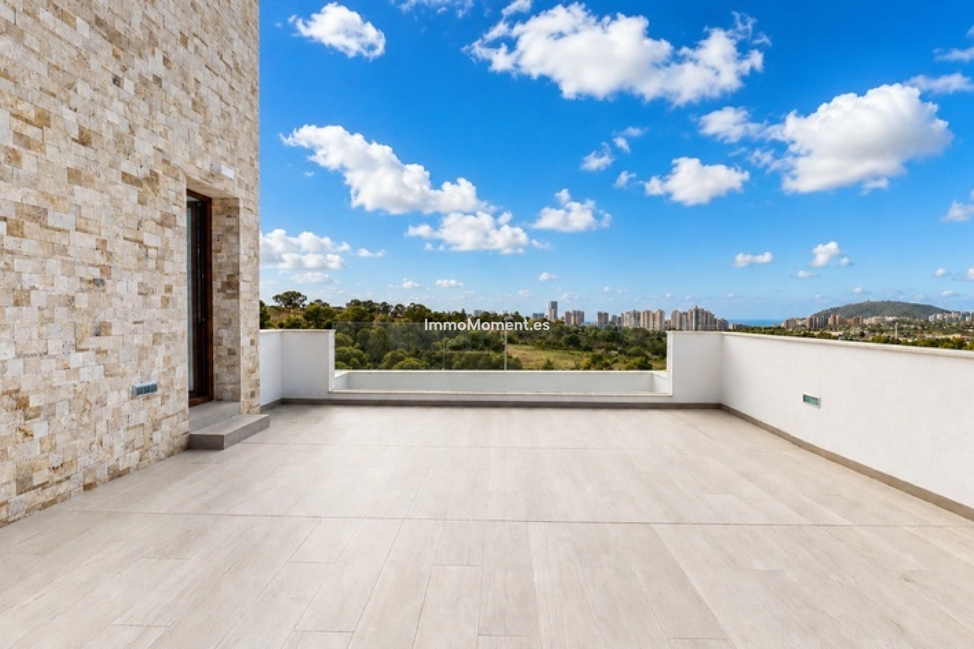 Obra nueva - Villa independiente - Finestrat